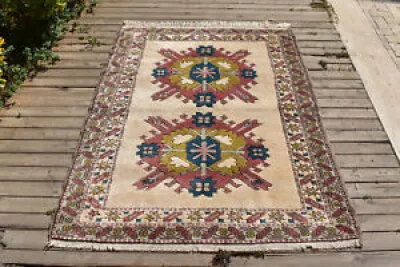Turkish rug 54''x70'' - wool