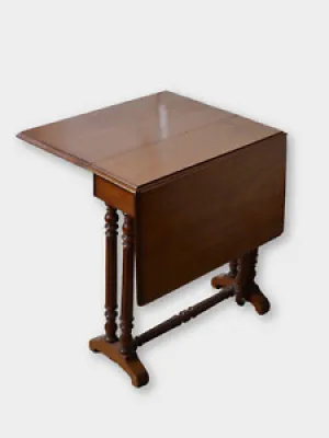 petite table d’appoint