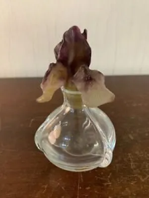 Flacon à parfum modèle - iris