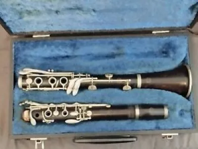 Clarinet Selmer Centered - tone