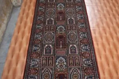 Rust color turkish Wool - hand knotted