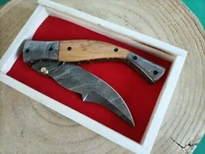 Coffret bois avec couteau
