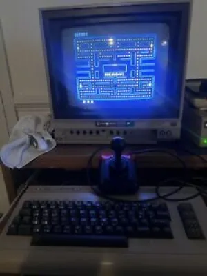 Vintage Commodore 64 - dot