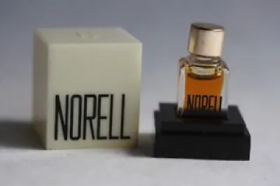 Miniature de parfum norell