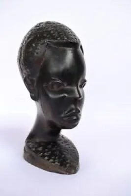 Vintage Sculpté Africain