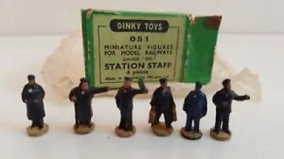 Dinky Toys 051 Station staff