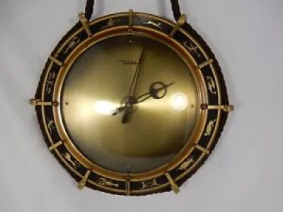 Belle horloge murale - gong