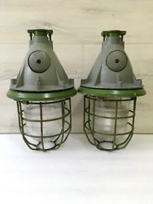 Lot 2 lampes bunker - urss