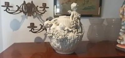 Beau vase ancien en porcelaine - austria