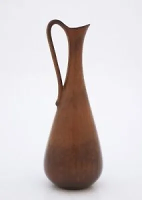 Brown Vase with handle - gunnar nylund