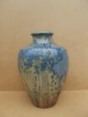 Ancien vase signé PIERREFONDS - cristallisation