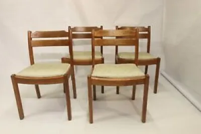 Set de 4 chaises dyrlund