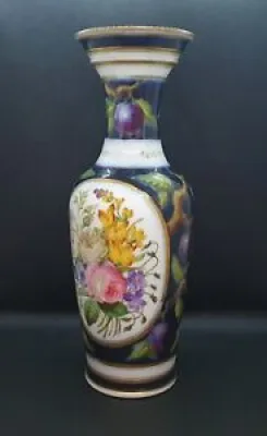Vase en porcelaine peinte - valentine