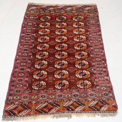 Ancien tapis turkmène