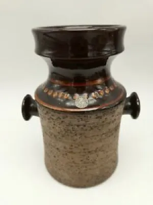 Vintage Pottery Vase - scandinavian