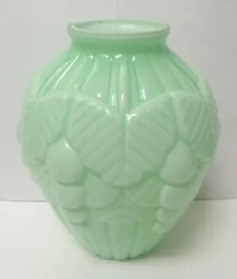 Ancien Vase opaline verte - vigne raisin