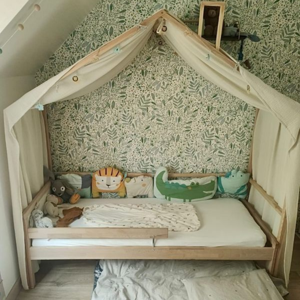 Quel voilage pour lit cabane? – Mobilier Design Magazine