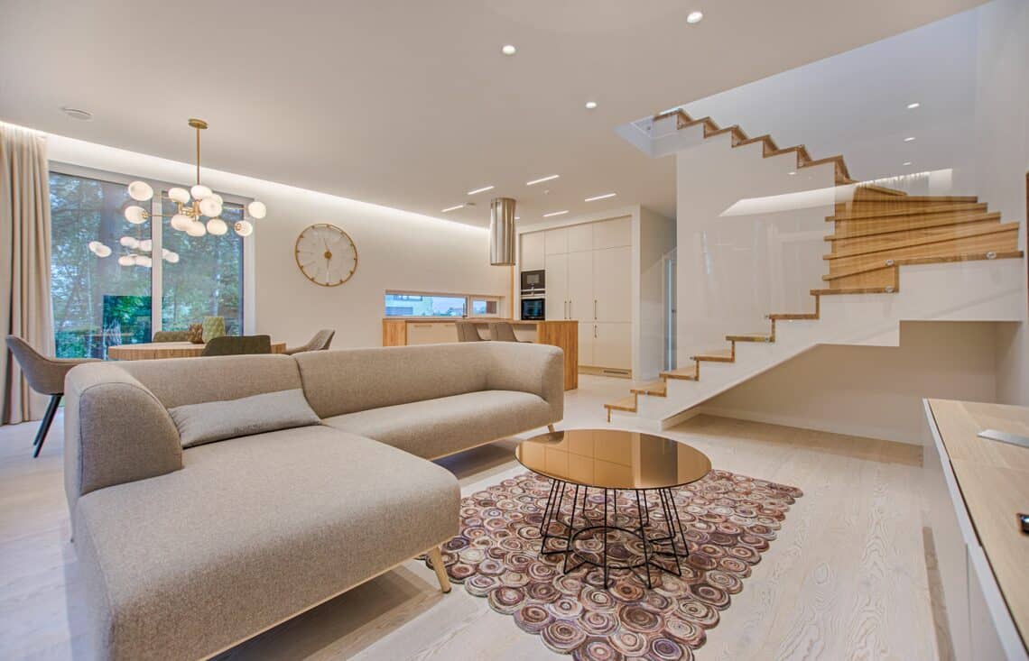 Mobilier design d’occasion dans un intérieur contemporain