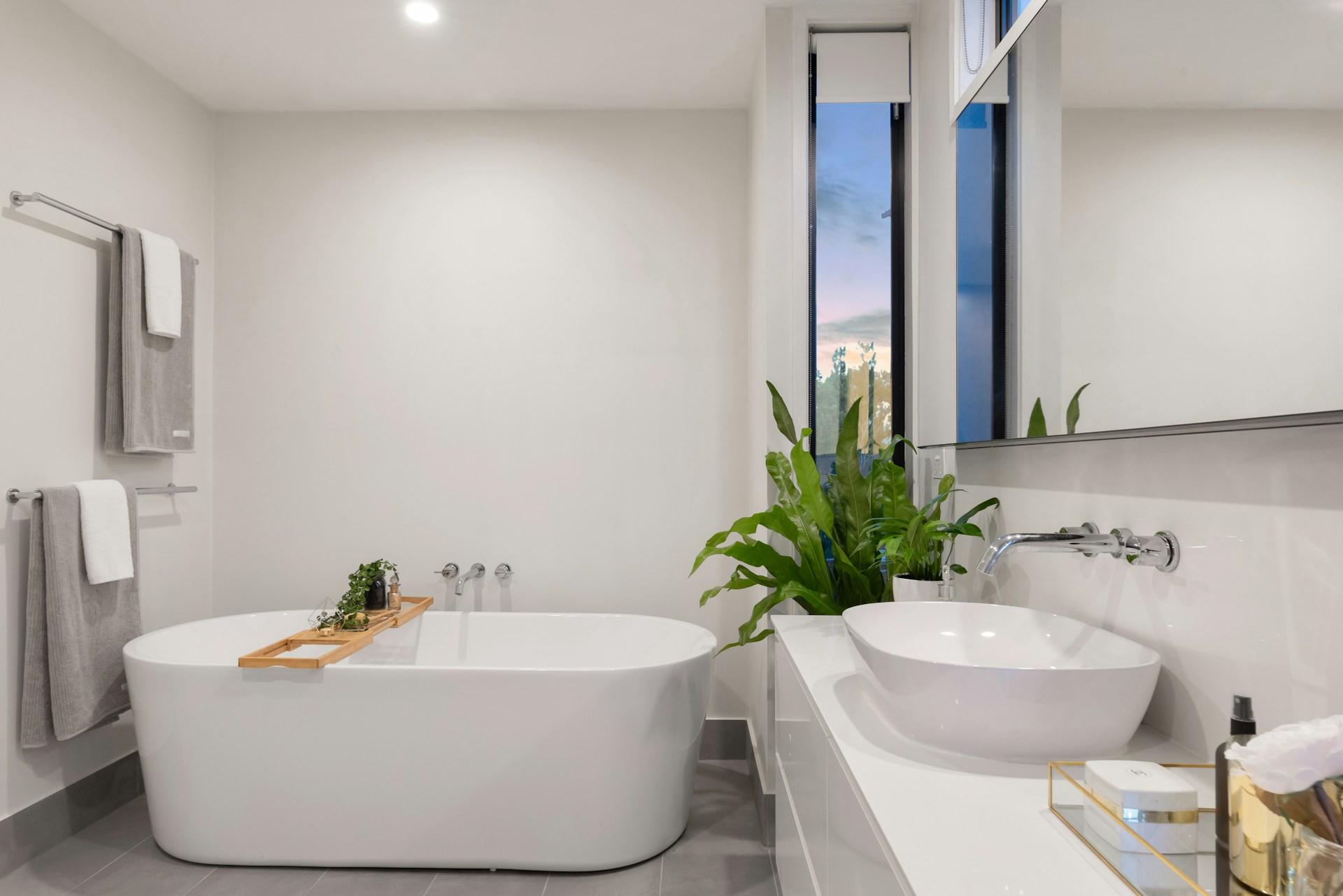 Comment donner un aspect haut de gamme à une salle de bain sans tout refaire ?