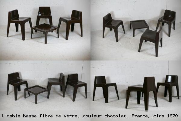 Ensemble ode 3 chaises et 1 table basse fibre de verre couleur chocolat france cira 1970