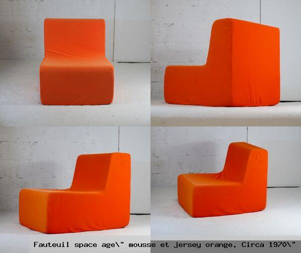 Fauteuil space age mousse et jersey orange circa 1970 