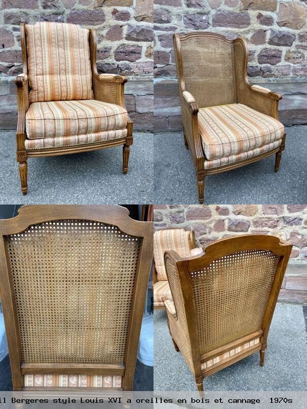 Paire de fauteuil bergeres style louis xvi a oreilles en bois et cannage 1970s