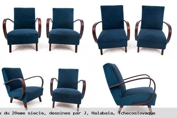 Paire de fauteuils art deco premiere moitie du 20eme siecle dessines par j halabala tchecoslovaque