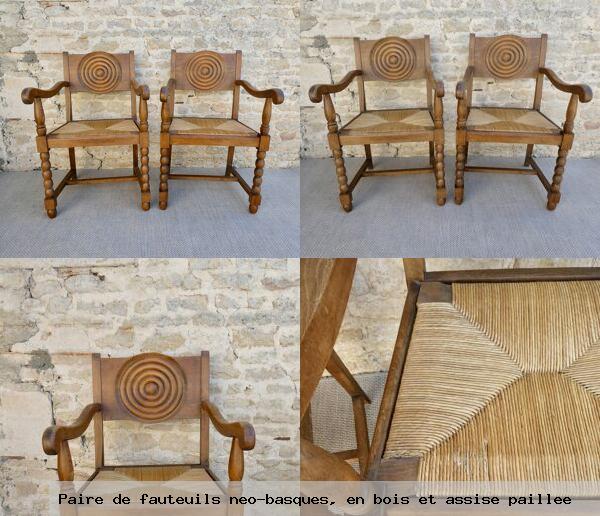 Paire de fauteuils neo basques en bois et assise paillee