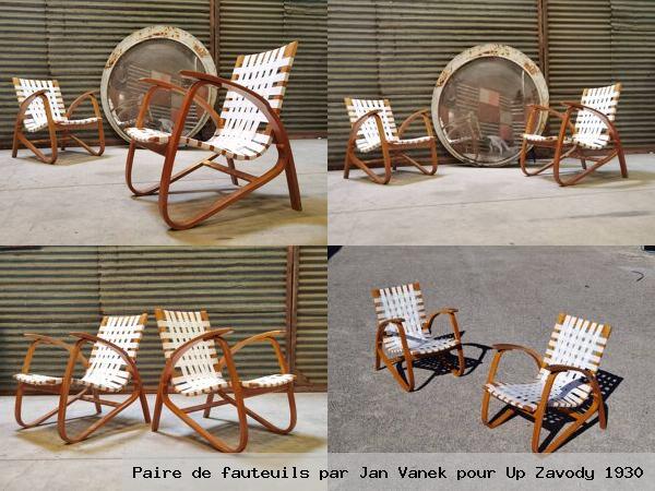 Paire de fauteuils par jan vanek pour up zavody 1930