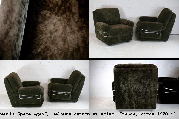 Paire de fauteuils space age velours marron et acier france circa 1970 