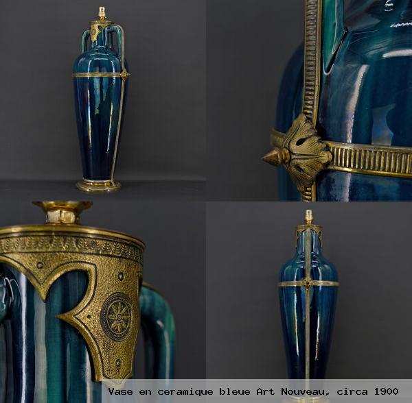 Vase en ceramique bleue art nouveau circa 1900