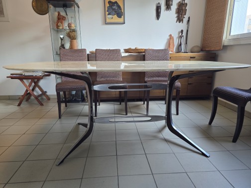 Table à manger en marbre ovale - Ligne Roset