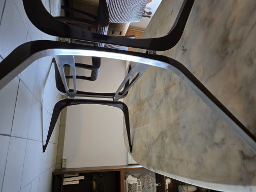 Table à manger en marbre ovale,Ligne Roset(2)