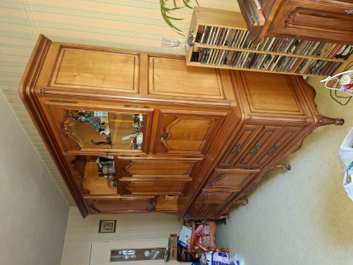 Grand buffet / Vaisselier merisier massif milieu XXeme(2)