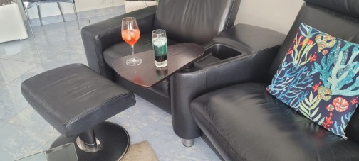 HOME CINEMA 4 PL + 2 POUFS