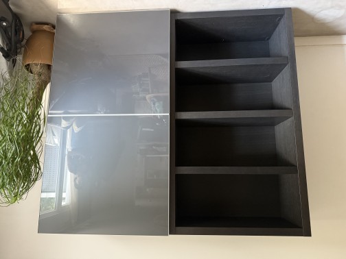 Bibliothèque avec porte coulissante et espace TV,Cinna(5)