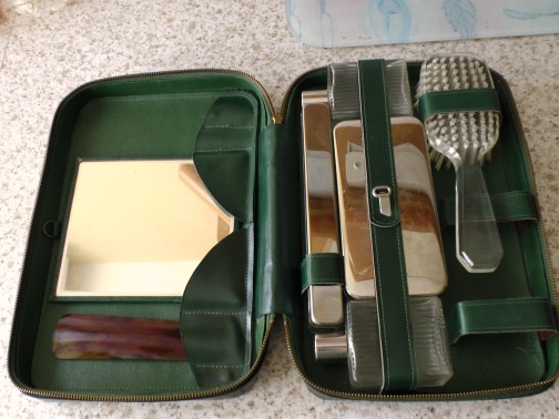 Ensemble Deux Trousses de voyage VINTAGE
