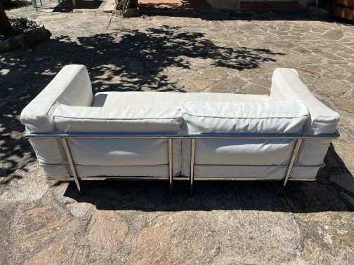 1 canapé et 2 fauteuils LC3,Cassina,Le Corbusier, Pierre Jeanneret et Charlotte Perriand(4)