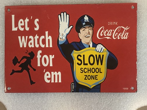 Pancarte « Slow school zone » – Coca-Cola x trafic Cop(2)